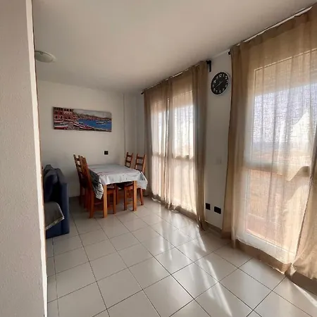 Apartment-duplex, * אל מדאנו